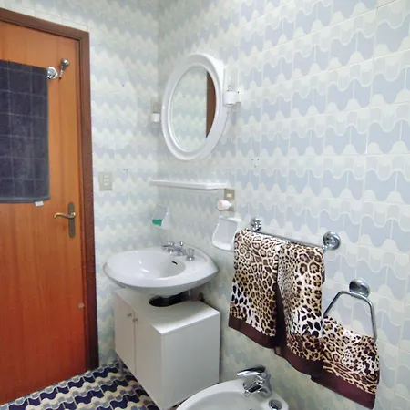 Specchieri Apartman